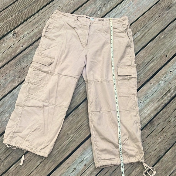Saks Fifth Ave Threads cargo style capris 12 - Picture 6 of 7